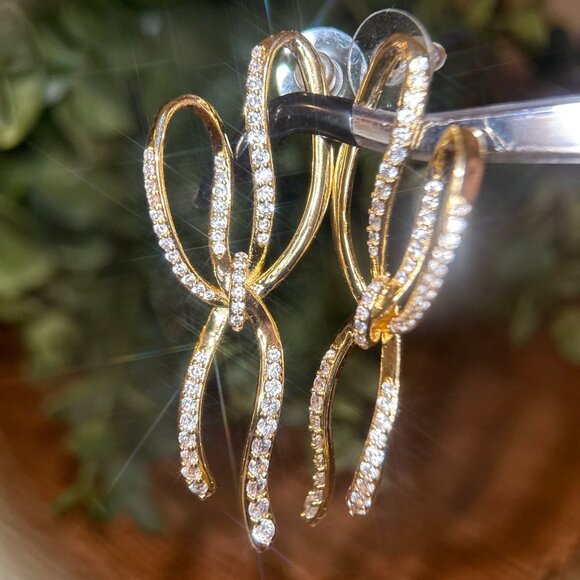 Kendra Scott Bow Cz Earrings - Picture 5 of 10